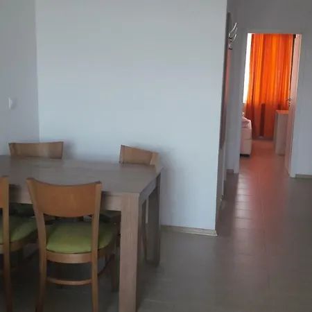 Διαμέρισμα Апартамент 
